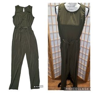 Women’s olive green sleeveless jumpsuit Silky soft elastic waist, romper